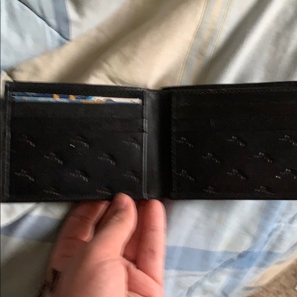 Tommy Bahama black leather wallet - Picture 2 of 5